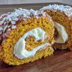 crack-free pumpkin roll - featured image